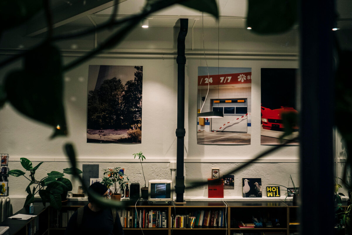 Afterwork Büro a+o mit Ausstellung von Rachel Bühlmann